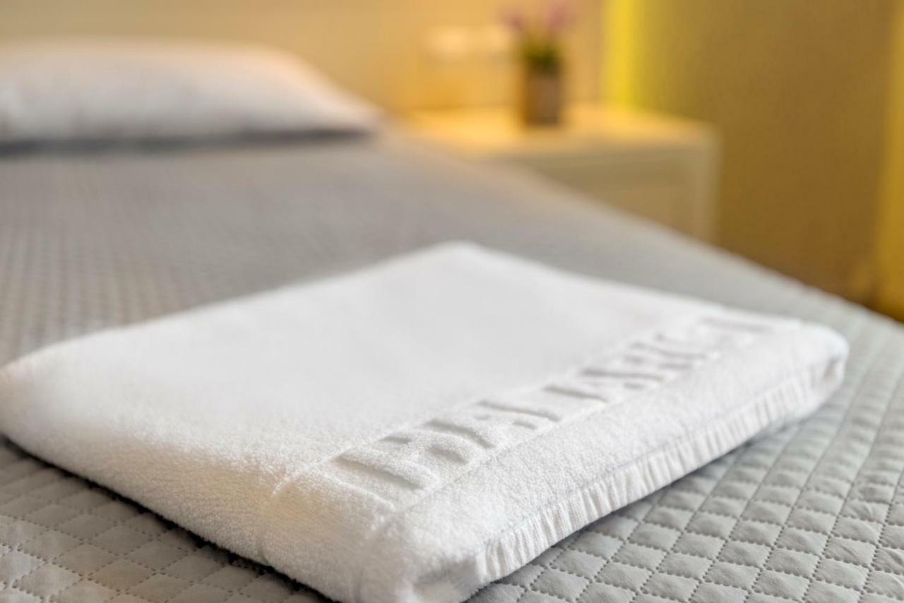 Halaris Rooms Ermoupoli Dış mekan fotoğraf